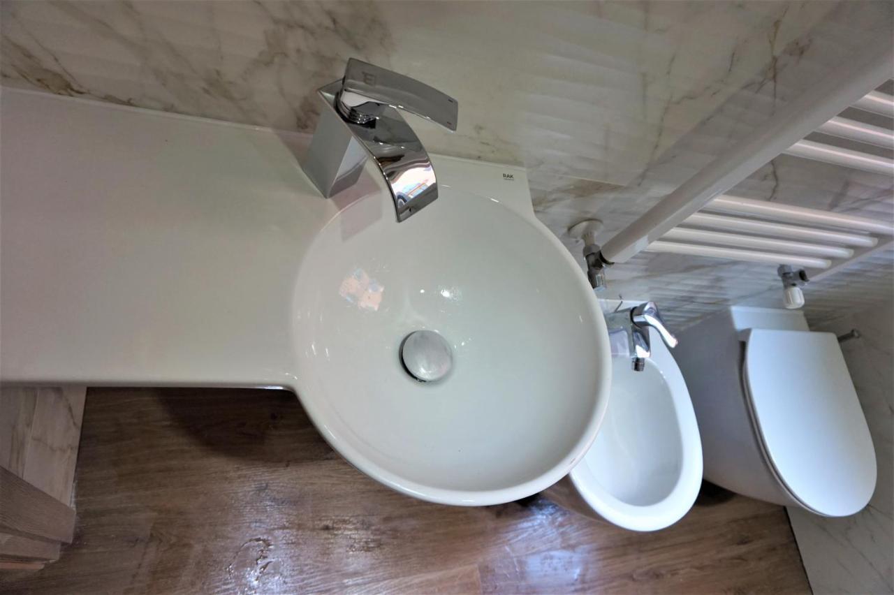 Sara S Luxury Home Five Minutes From Piazza San Marco البندقية المظهر الخارجي الصورة