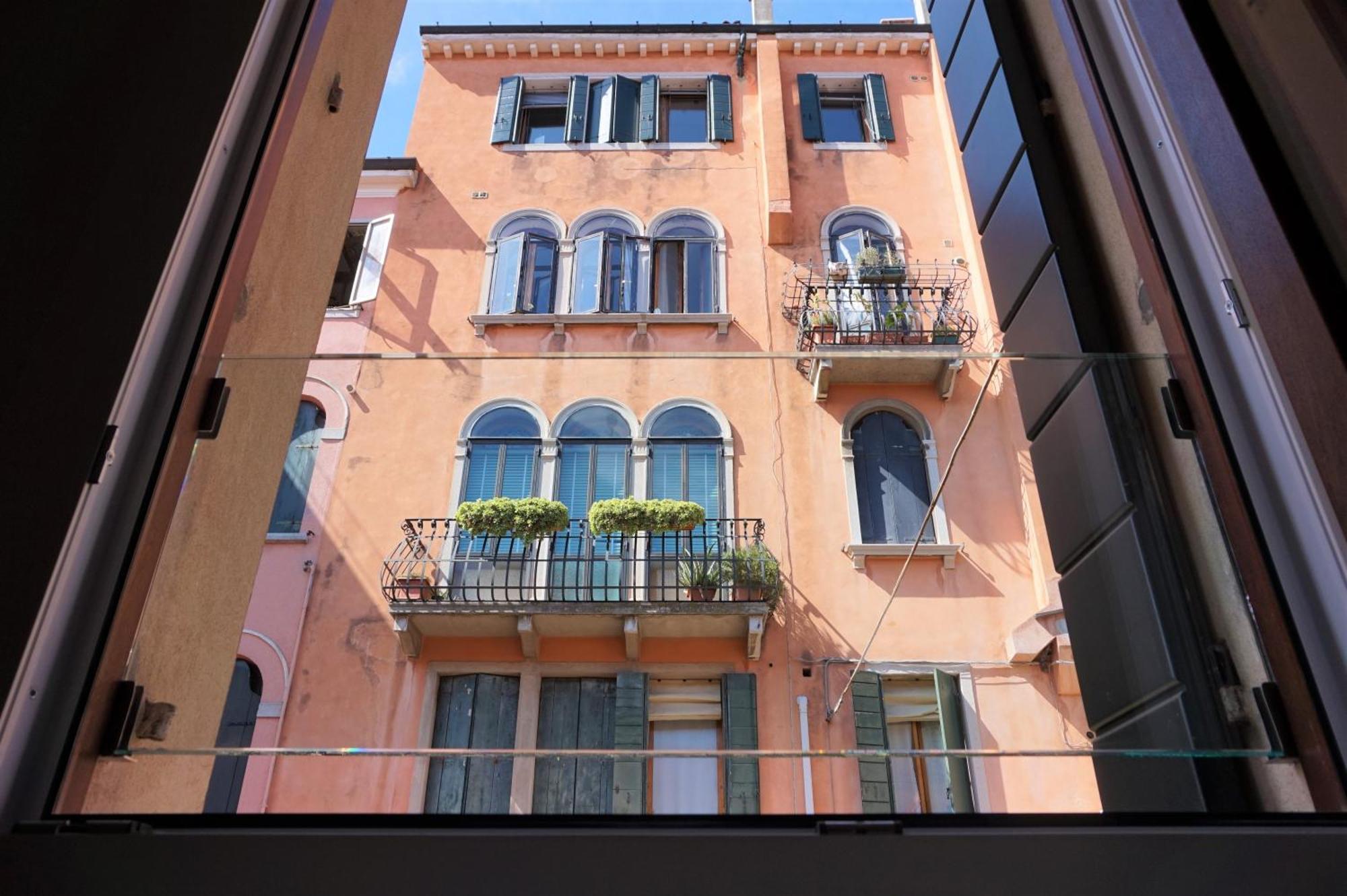 Sara S Luxury Home Five Minutes From Piazza San Marco البندقية المظهر الخارجي الصورة